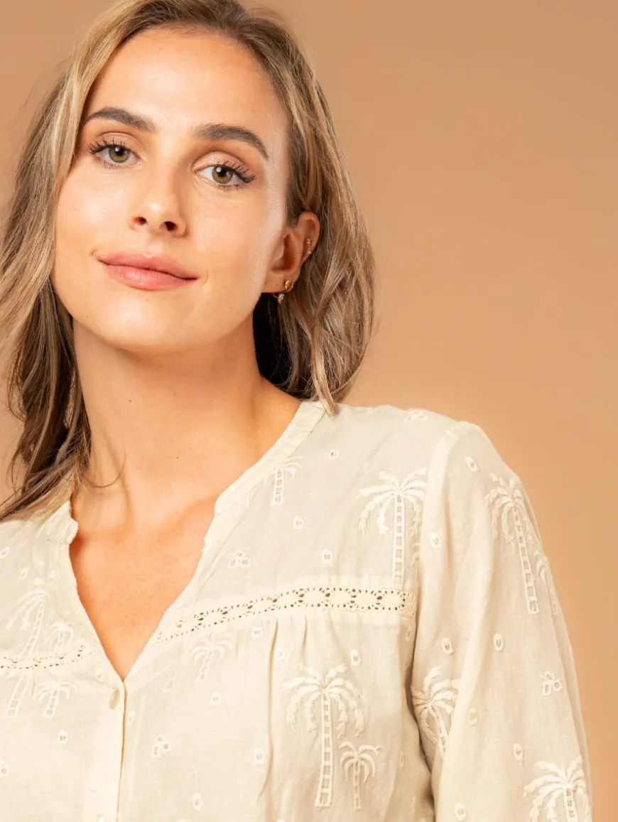 Blouse broderies palmiers macramé