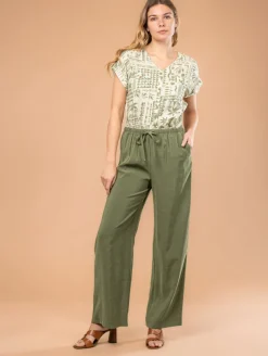 Pantalon large effet peau de pêche