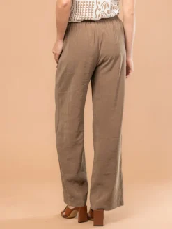 Pantalon large effet peau de pêche