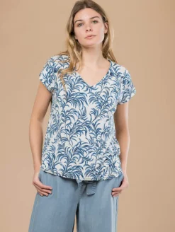 Top feuillage boutons fantaisie
